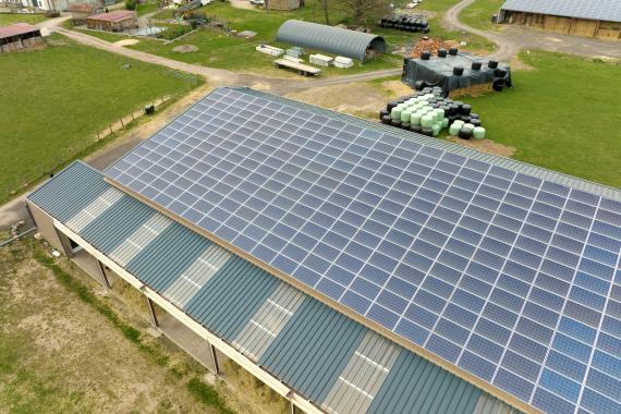 Panneaux photovoltaïques hangar agricole